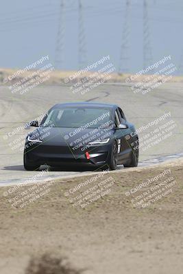 media/Oct-19-2025-Speed Ventures (Sun) [[a6e7fe67be]]/TC B/Session 2 (Outside Grapevine)/